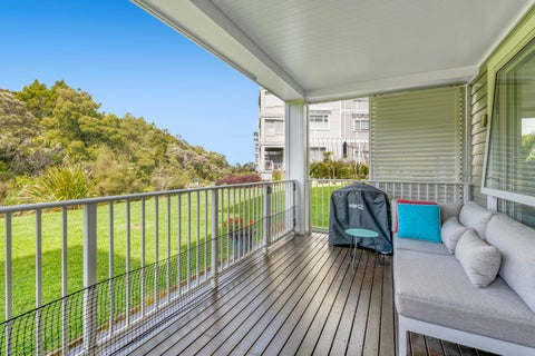 122 Eaves Bush Parade, Orewa, Orewa
