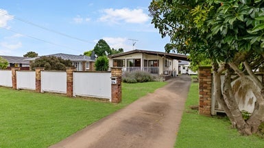 114 Coronation Road, Mangere Bridge, Auckland