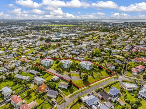 6/310 Blockhouse Bay Road, Avondale, Auckland