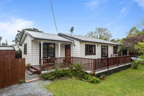 89 Kaurilands Road, Titirangi, Auckland