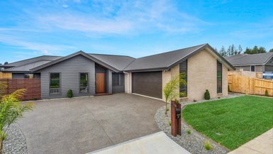16 Jennian Avenue, Rototuna North, Hamilton