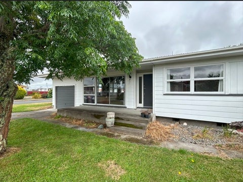 14 Hornsby Street, Carterton