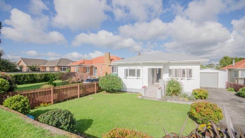 74 Moana Avenue, One Tree Hill, Auckland
