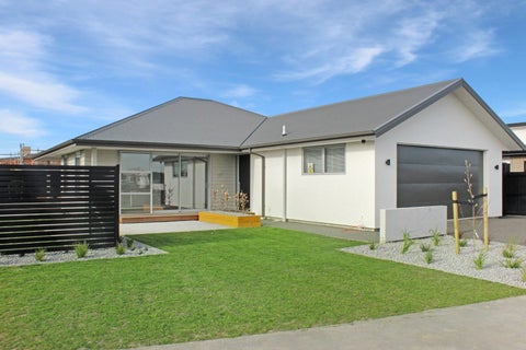 172 Southfield Drive, Lincoln, Lincoln