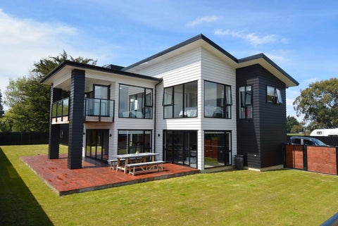 77 Richfield Drive, Waikiwi, Invercargill