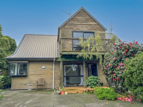 7 James Drive, Diamond Harbour, Lyttelton