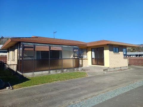2/20 Ranui Road, Stoke, Nelson