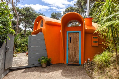 54A Crescent Road East, Ostend, Waiheke Island