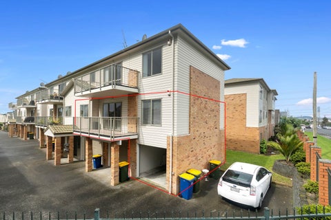 176/172 Mcleod Road, Te Atatu South, Auckland