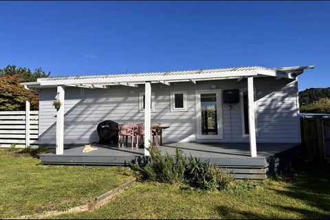 1 Farrier Grove, Featherston