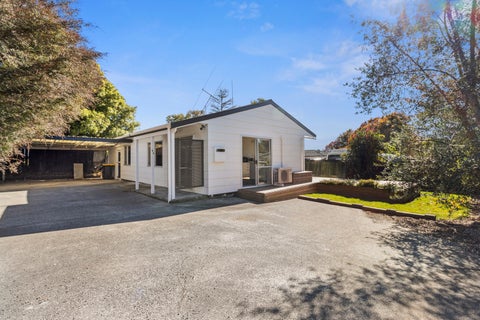 5A Robyn Hyde Place, Leamington, Cambridge