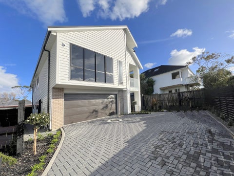 11C Markham Place, Bucklands Beach, Auckland