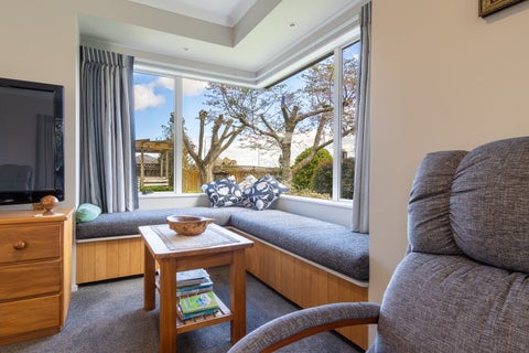 18 De La Mare Drive, Leamington, Cambridge