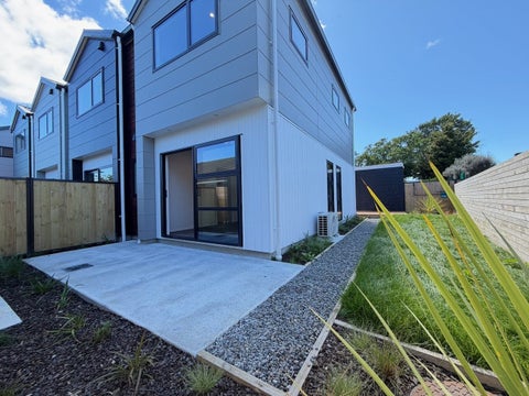 16 Joseph Grove, Elderslea, Upper Hutt