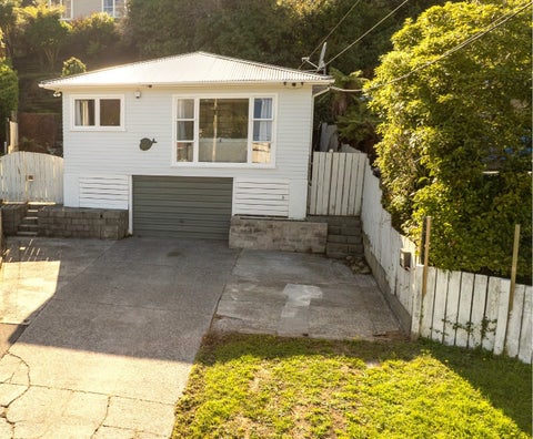 47 Petrie Street, Wainuiomata, Lower Hutt