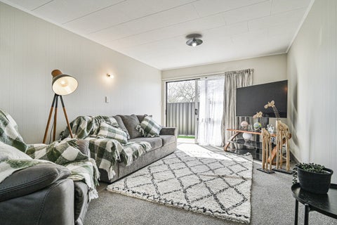 2/408 Mclean Street, Saint Leonards, Hastings