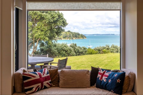 14 Esslin Road, Surfdale, Waiheke Island