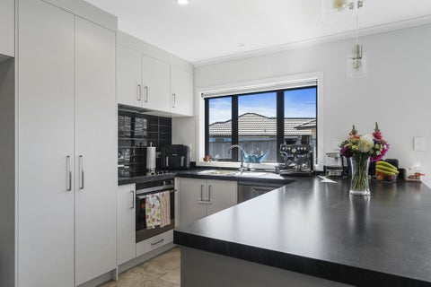 6 Molesworth street, Carterton, Wellington