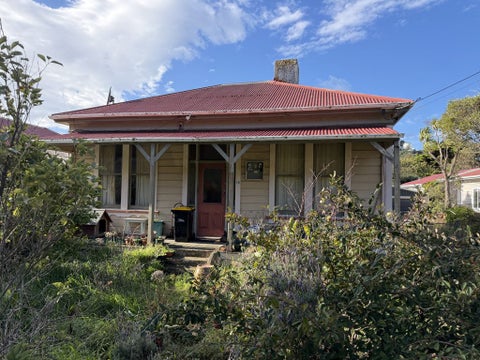 15 Severn Street, Island Bay, Wellington