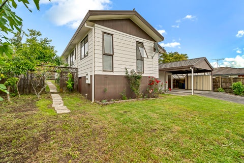55 Hassan Drive, Massey, Auckland