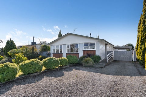 21 Seddon Street, Carterton