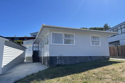 76 Stewart Drive, Newlands, Wellington