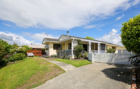 23 Martin Avenue, Wakefield