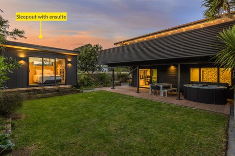 235A Manly Street, Paraparaumu Beach, Paraparaumu