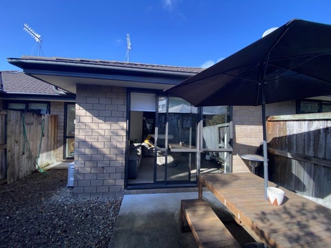 4/15 Albert Street, Hamilton East, Hamilton