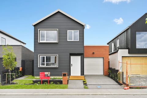 4 Earp Crescent, Chartwell, Hamilton