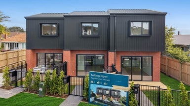 3/97 Atkinson Road, Titirangi, Auckland