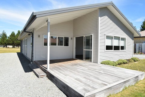 62 Rhoboro Road, Twizel