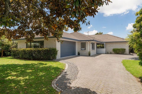 14 Stableford Drive, Pyes Pa, Tauranga