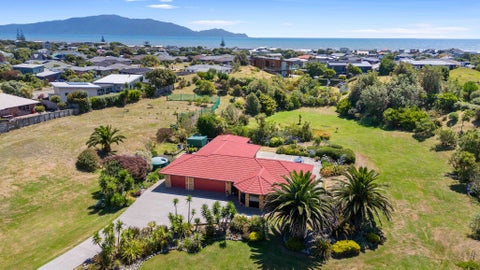 47 Rutherford Drive, Waikanae Beach, Waikanae
