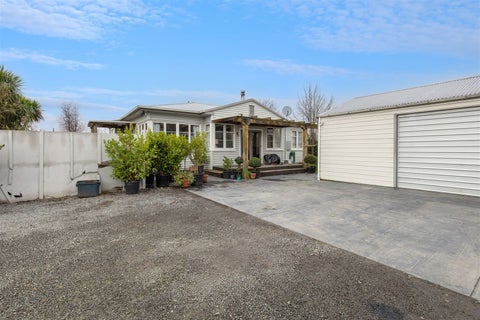 112B Main North Road, Woodend, Woodend