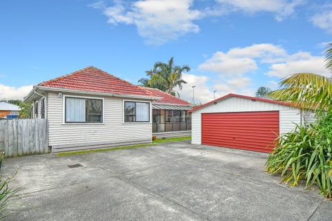 5A Lipscombe Avenue, Papatoetoe, Auckland
