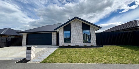 37 Eric Crozier Road, Darfield, Darfield