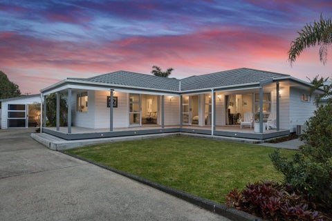 52 Papaunahi Road, Bowentown, Waihi Beach