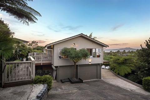 39 Aberdeen Road, Castor Bay, Auckland
