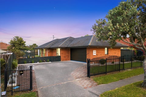 47 Michael Jones Drive, Flat Bush, Auckland