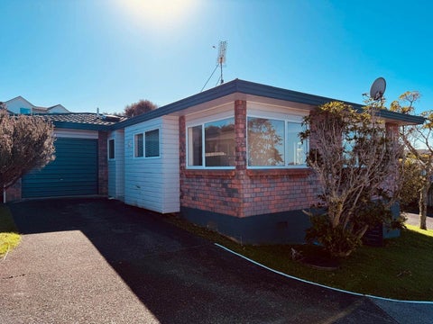 130E Lakeside Drive, Orewa, Orewa