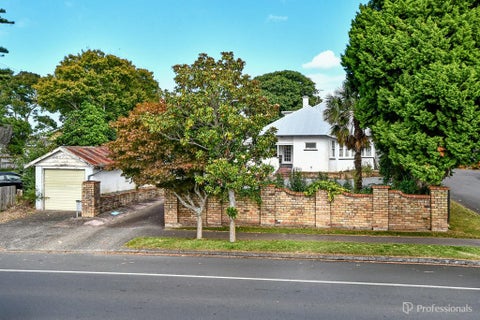 21 Gray Avenue, Mangere East, Auckland