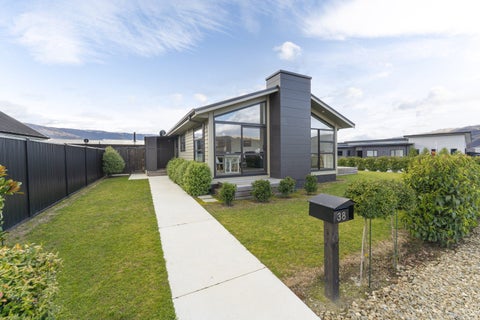 38 Olds Crescent, Cromwell, Cromwell