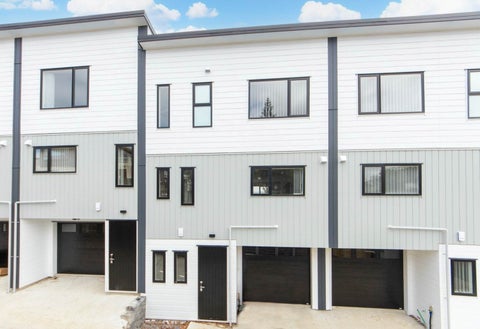 2/41 Marriott Road, Pakuranga, Auckland