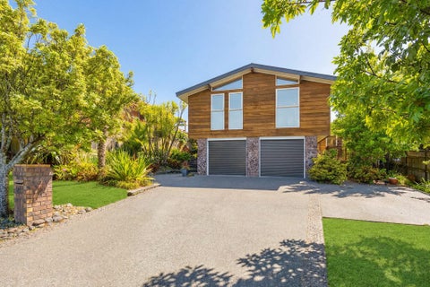 21 Jade Avenue, Pakuranga Heights, Auckland
