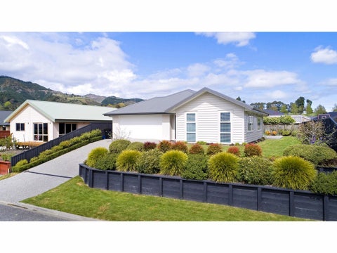 15 Cupola Crescent, Richmond