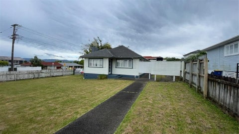 216 Te Atatu Road, Te Atatu South, Auckland