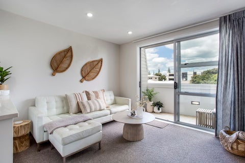 25/3 Riverside Road, Orewa, Orewa