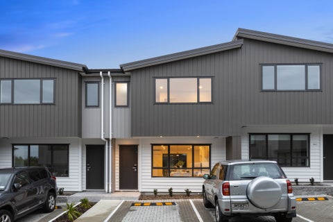 90D Sylvan Crescent, Te Atatu South, Auckland