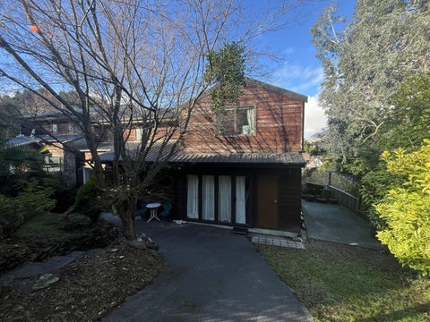 12B Arawata Terrace, Fernhill, Queenstown
